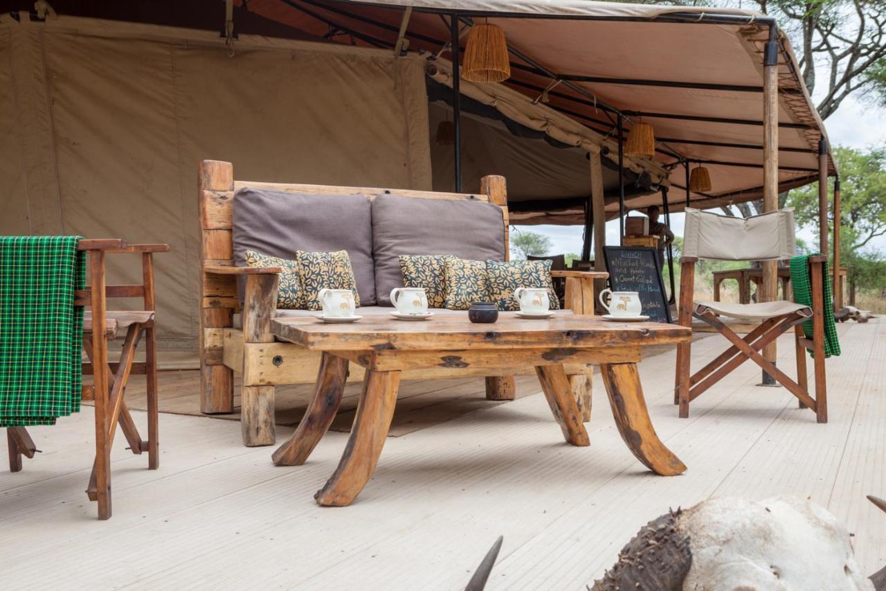 Baobab Tented Camp Kwa Kuchinia Екстер'єр фото