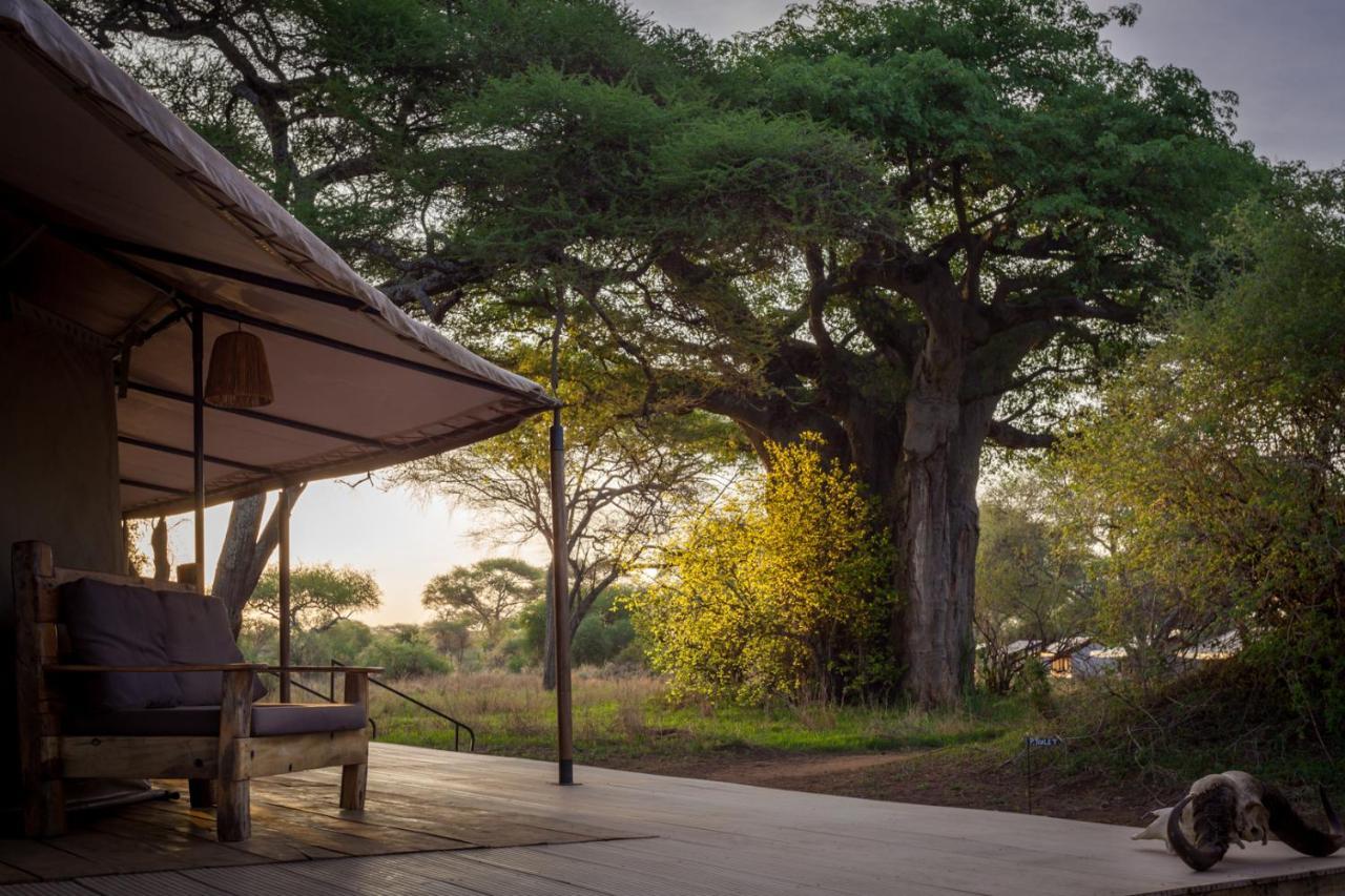 Baobab Tented Camp Kwa Kuchinia Екстер'єр фото