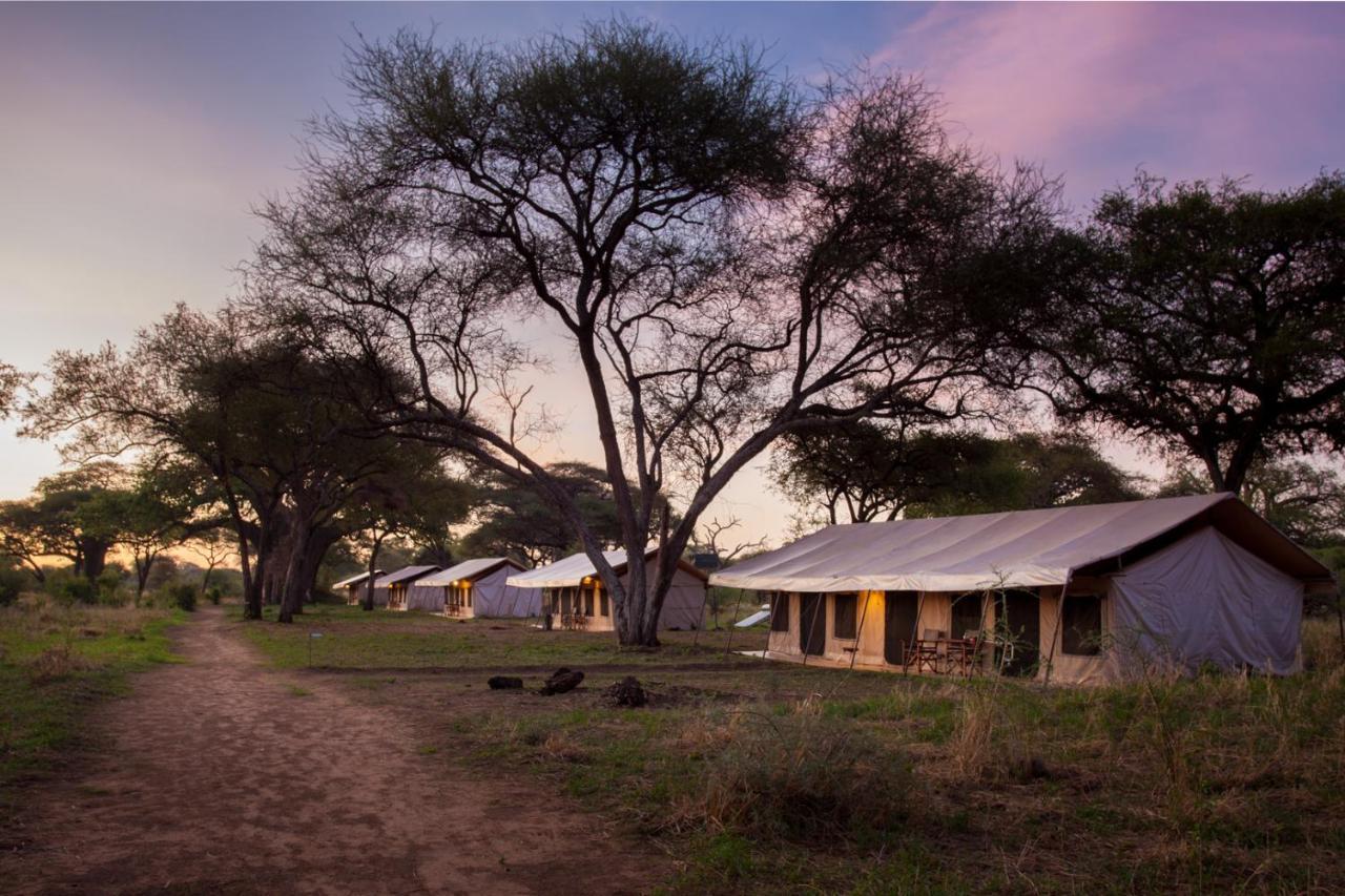 Baobab Tented Camp Kwa Kuchinia Екстер'єр фото