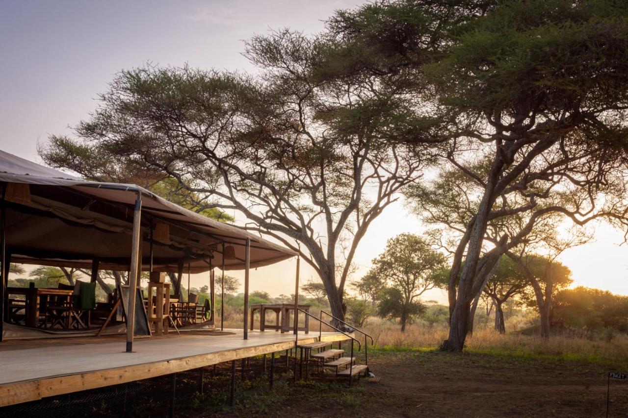 Baobab Tented Camp Kwa Kuchinia Екстер'єр фото